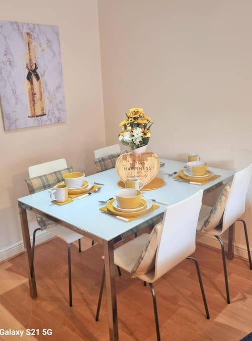 Spacious Duplex 2 Bed Apartment Central Location By Canal - Chester Uk Екстер'єр фото